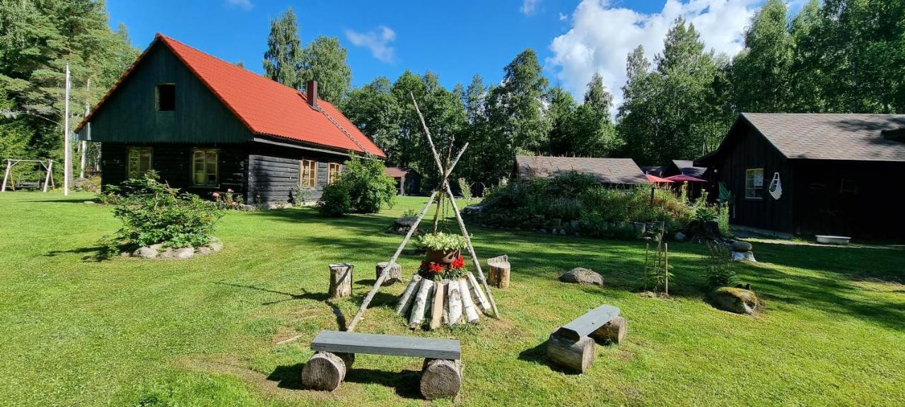 Häädemeeste Atsikivi Puhketalu酒店 外观 照片