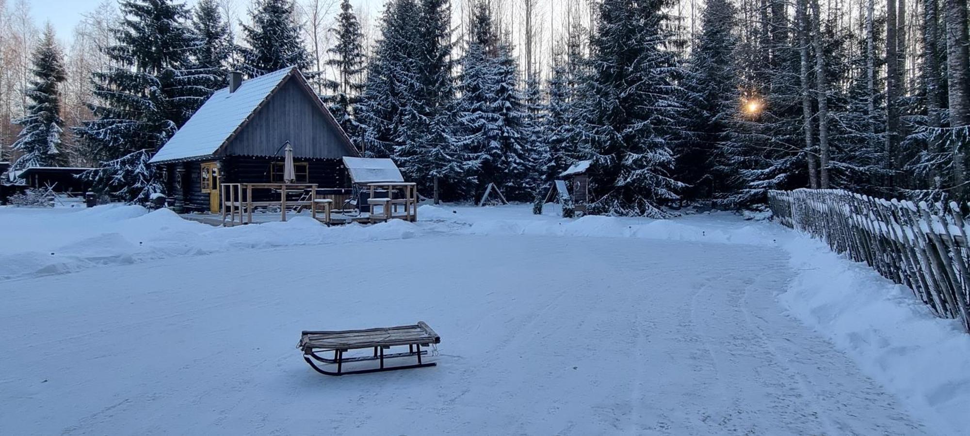 Häädemeeste Atsikivi Puhketalu酒店 外观 照片